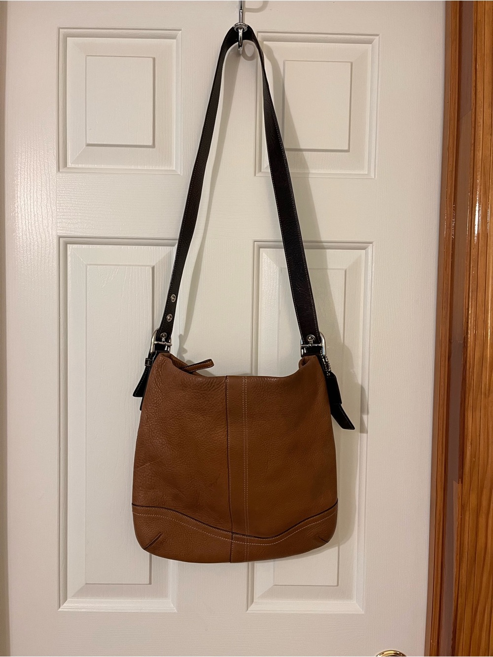 Coach Legacy Convertible Hobo/Shoulder Bag Tan Leather w/ Brown Leather strap